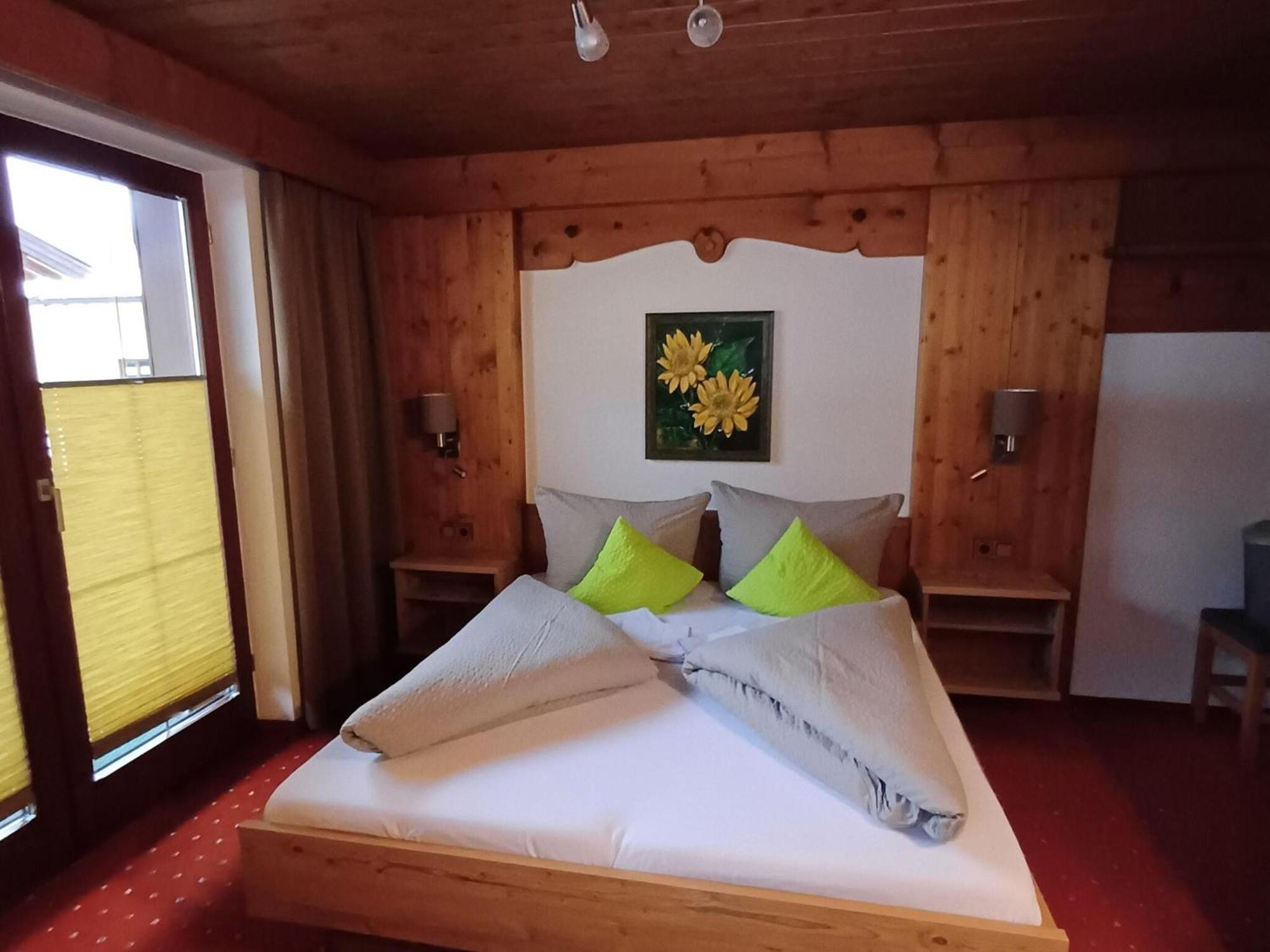 Modern Apartment In Langenfeld Near Ski Area Екстер'єр фото