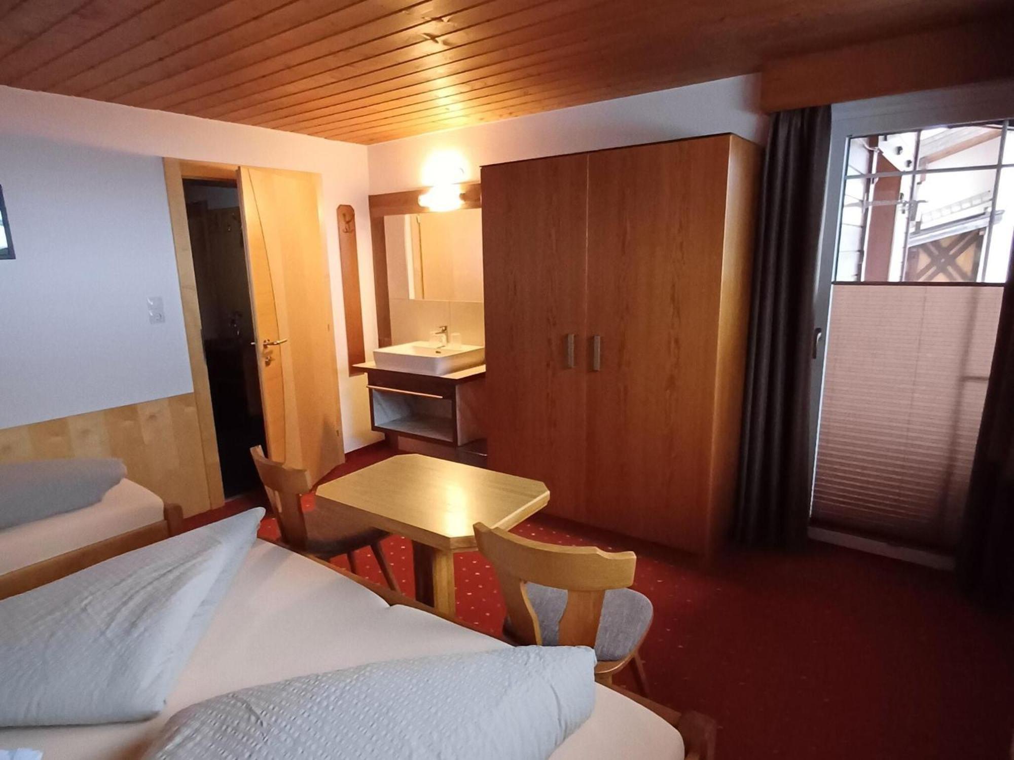 Modern Apartment In Langenfeld Near Ski Area Екстер'єр фото