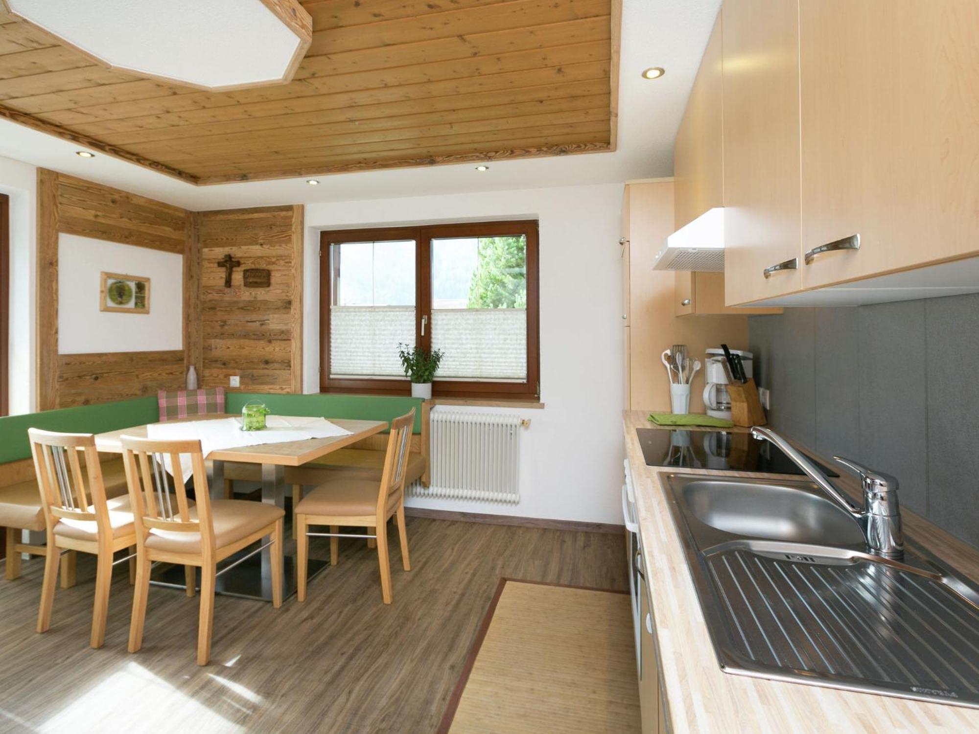Modern Apartment In Langenfeld Near Ski Area Екстер'єр фото