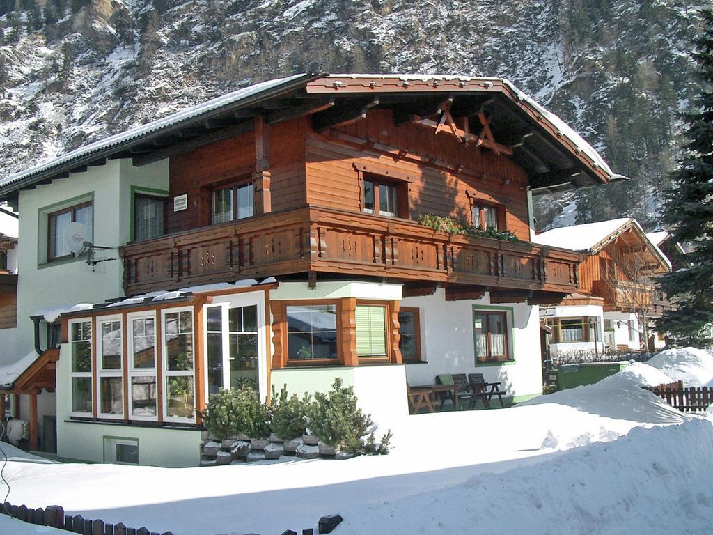 Modern Apartment In Langenfeld Near Ski Area Екстер'єр фото